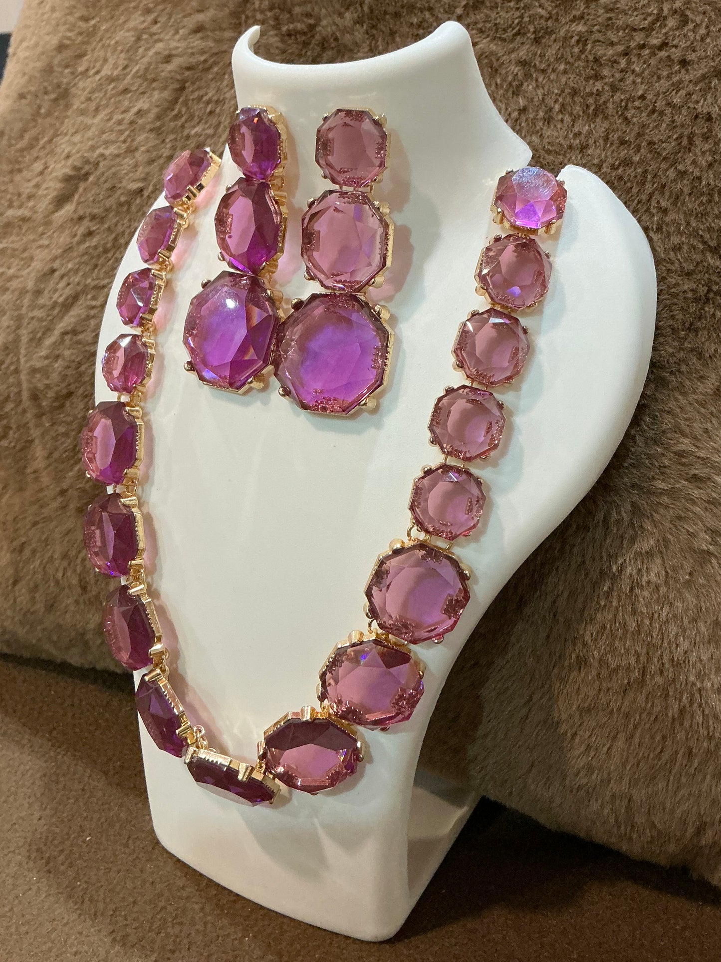 Royal Amethyst Shine – Purple Stone Necklace & Earrings Set