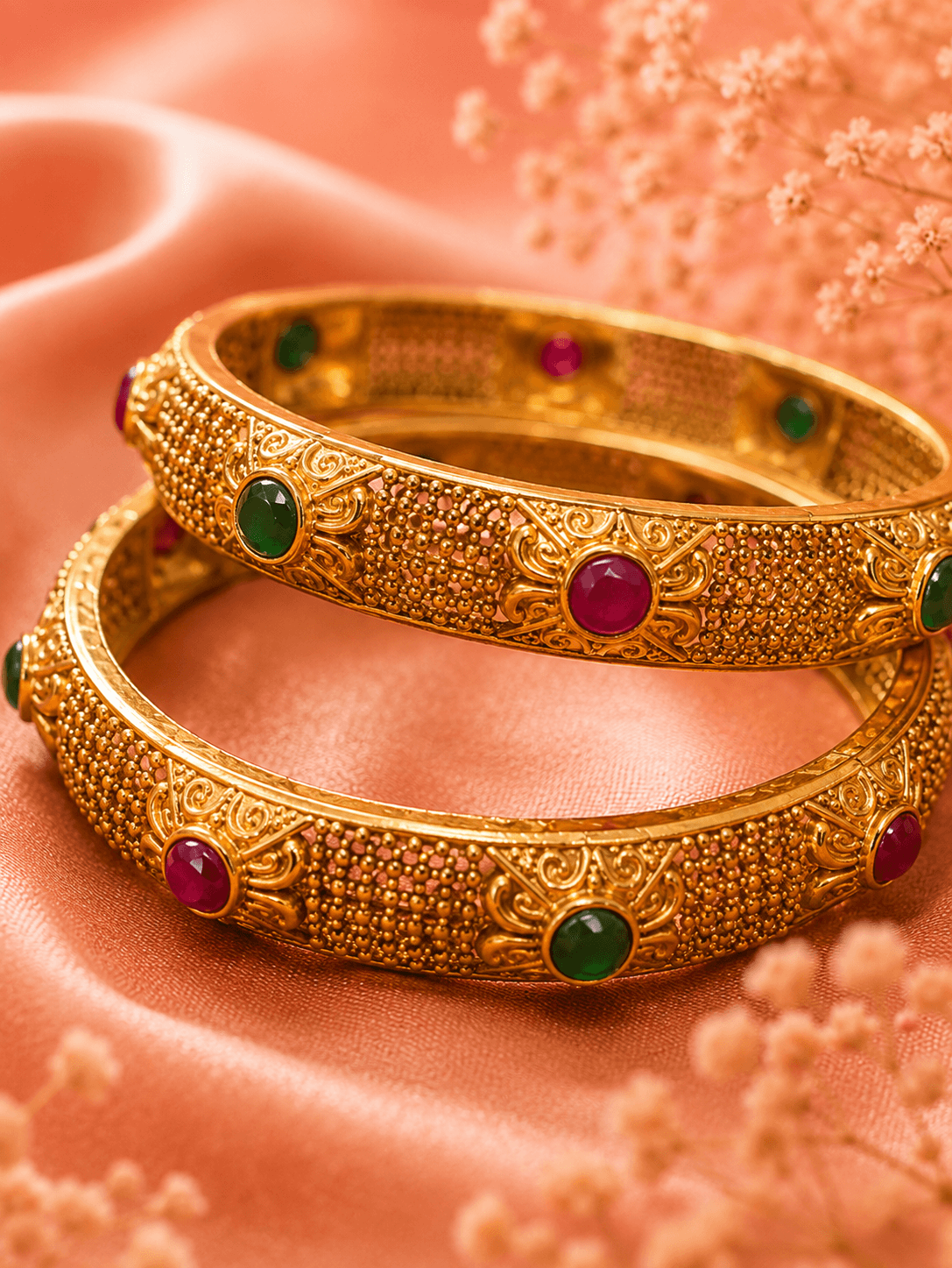 Antique Gold Kundan Bangle Set