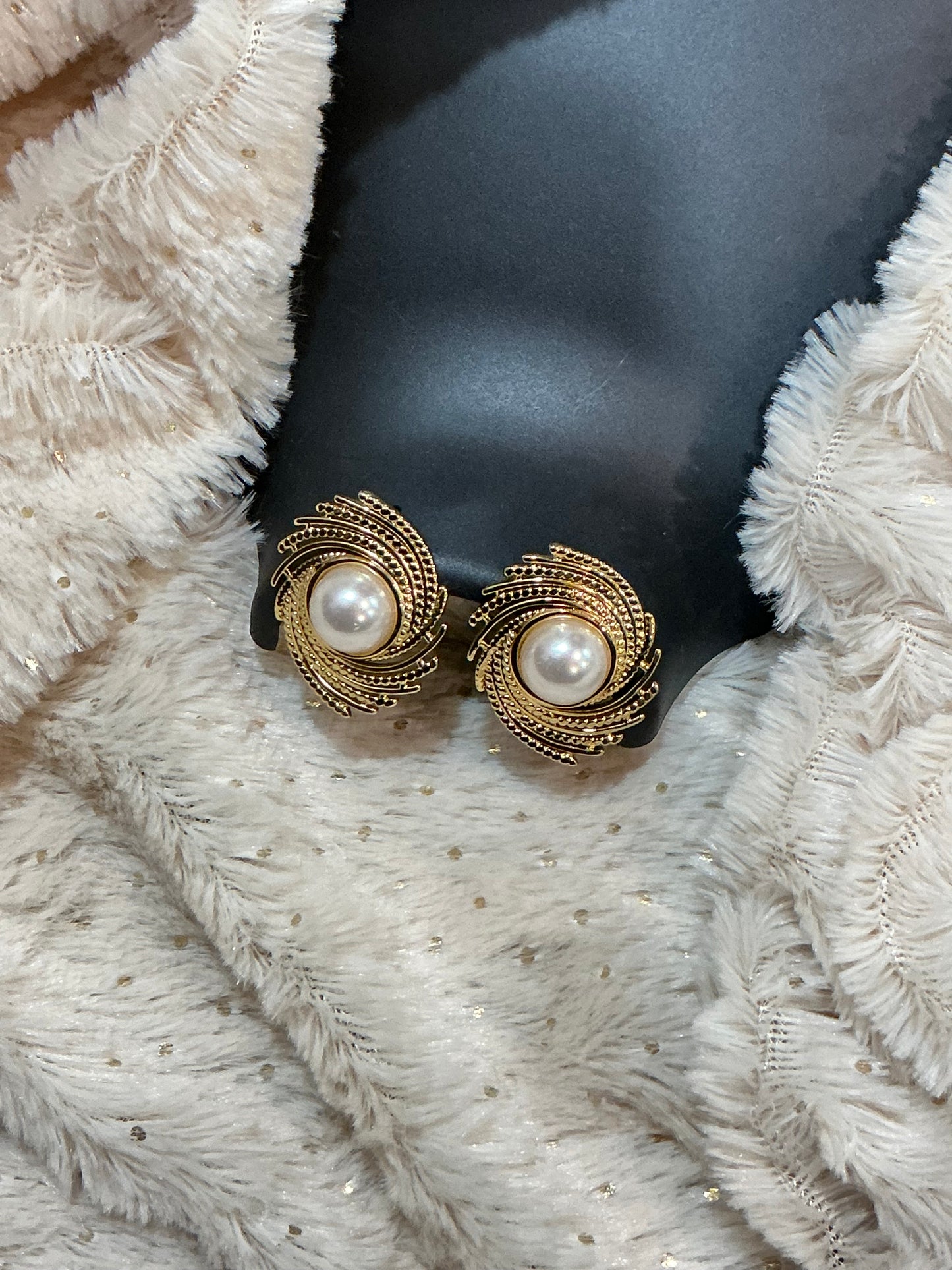 Pearl Galaxy